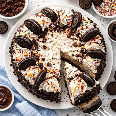 Image of Oreo Cookie Ice Cream Cake