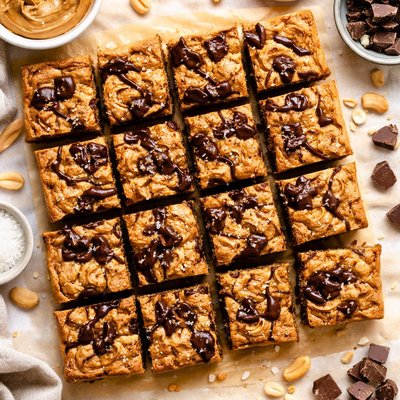 Image of Peanut Butter Chocolate Chunk Bars