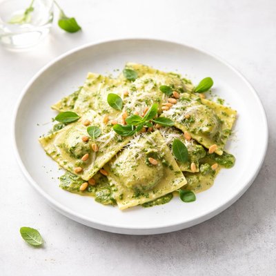 Image of Ravioli with Creamy Pesto Sauce