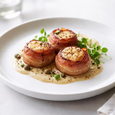 Image of Scallops and Bacon Dijon Red Lion Inn Style