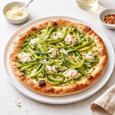 Image of Shaved Asparagus Pizza