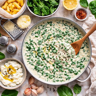 Image of Spinach and Ricotta Cheese Sauce for Pasta