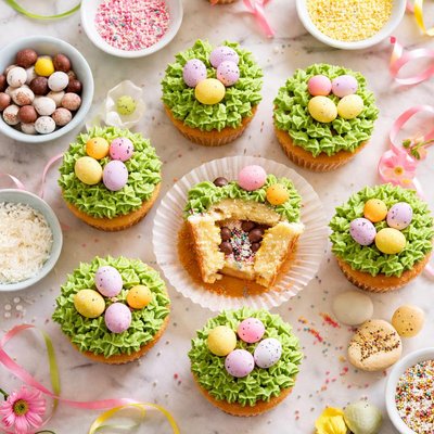 Image of Surprise Easter Cupcakes