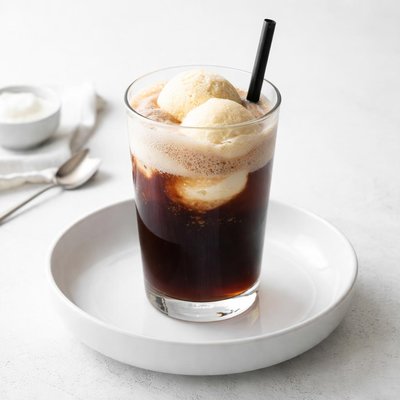 Image of Ww 2 Pt Root Beer Float