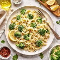 Broccoli Alfredo Pasta