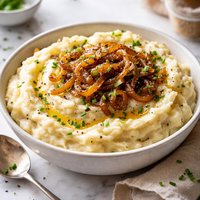 Caramelized Onion and Horseradish Mashed Potatoes