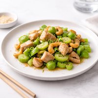 Chicken with Celery and Cashews