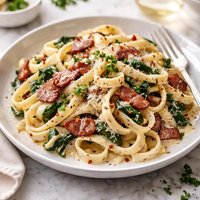 Creamy Bacon and Spinach Fettuccine