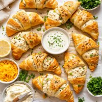 Creamy Chicken Crescents