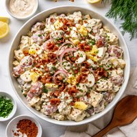 Creamy Horseradish Potato Salad