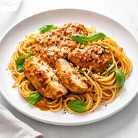 Creamy Red Pesto Chicken with Pasta
