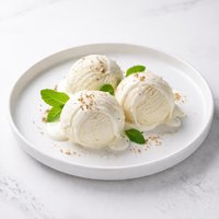 Creamy Vanilla Ice Cream with Yogurt