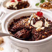 Crock Pot Hot Fudge Sundae Cake