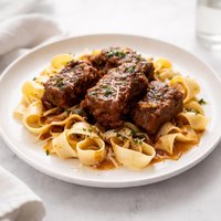 Crock Pot Short Ribs N Noodles