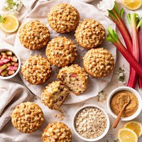 Crunchy Rhubarb Muffins