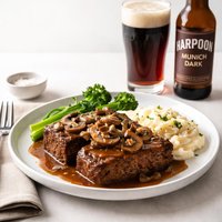 Daves Meatloaf with Mushrooms and Munich Dark Harpoon Beer from