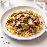 Easy Chicken and Mushroom Stroganoff