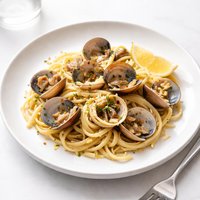 Easy Linguine and Clam Sauce