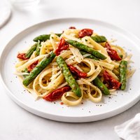 Fettuccine with Asparagus and Sun Dried Tomatoes