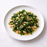 Flageolets En Pissenlits Beans with Dandelion Greens