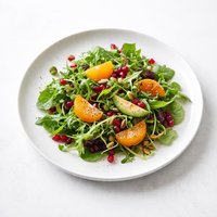 Green Salad with Pomegranate and Mandarin