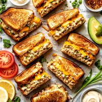 Hot Tuna and Cheddar Sammies Sandwiches