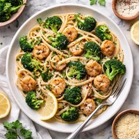 Linguine with Broccoli and Bay Scallops
