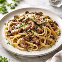 Linguine with Mushrooms and Garlic Cream Sauce