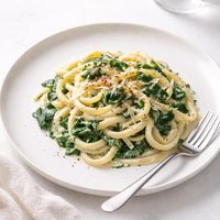 Linguini with Creamy Spinach