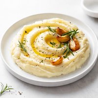 Mashed Potatoes with Roasted Garlic and Rosemary