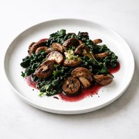 Mushrooms Kale with Red Wine