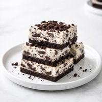 No Bake Chewy Cookies and Cream Bars