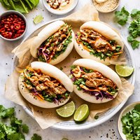 Oriental Chicken Buns