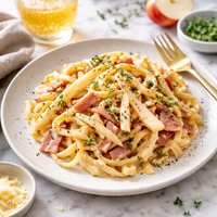 Pasta with Ham and Apple and a Cider Sauce