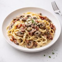 Quick and Easy Creamy Bacon Mushroom Pasta Skillet
