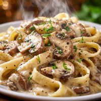 Quick Easy Mushroom Cream Sauce with Pasta