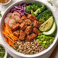 Sesame Honey Tempeh Quinoa Bowl
