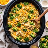 Slow Cooker Cheesy Broccoli Chicken Casserole
