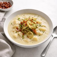 Slow Cooker Potato Leek Soup