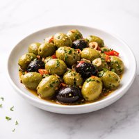 Spicy Garlic Olives