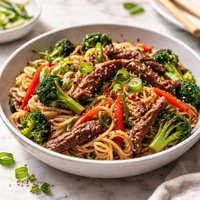 Stir-Fried Noodles with Vegetables and Beef